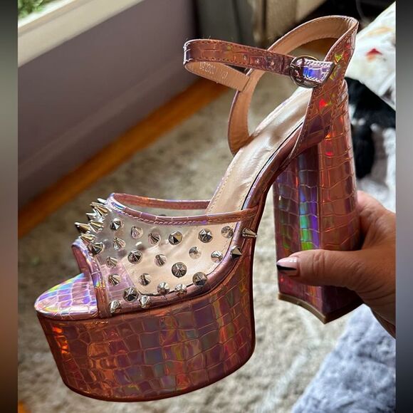 Chunky Platform Heels - Picture 1 of 7